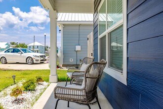 131 Eagle Trace Ct in Panama City Beach, FL - Foto de edificio - Building Photo