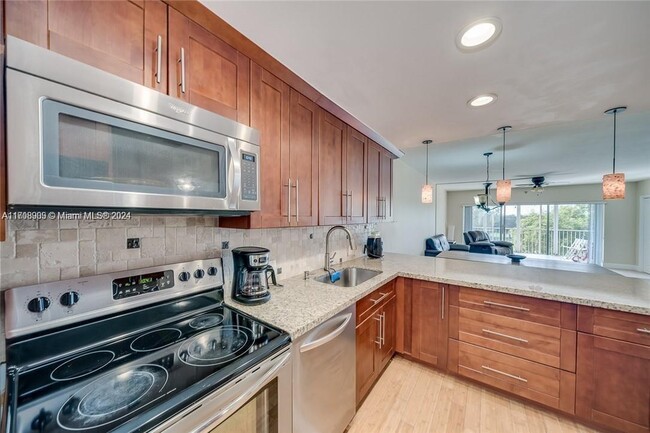 property at 3050 N Palm Aire Dr