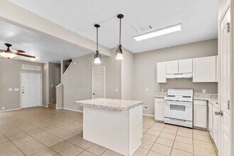 16802 Pine Castle Dr in Houston, TX - Building Photo - Building Photo