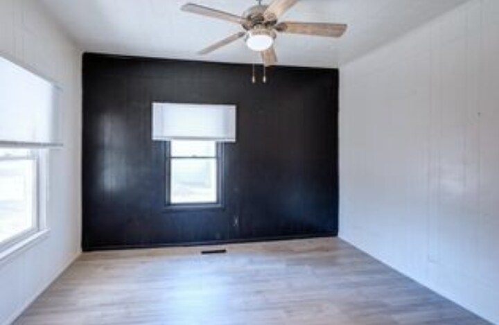 410 E Taylor Ave in Arkansas City, KS - Building Photo