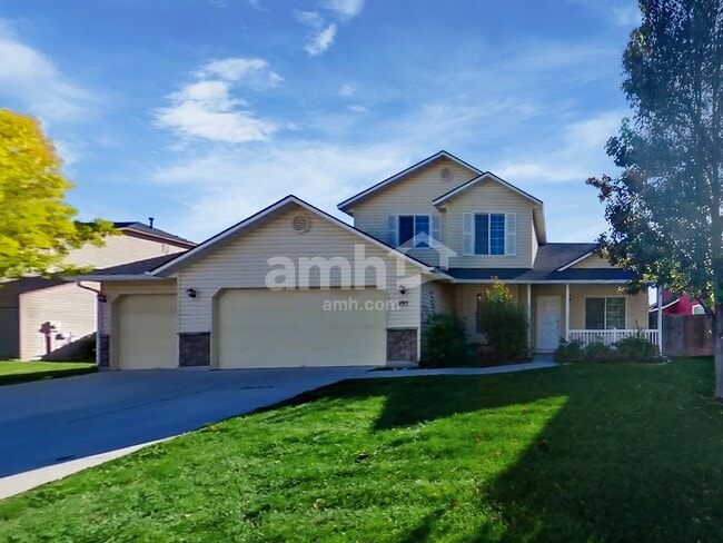property at 495 E Whitbeck St