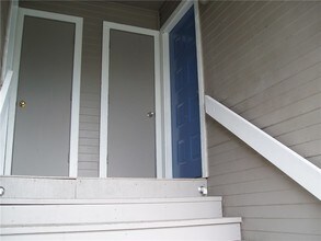 5201 Evans Ave-Unit -C in Austin, TX - Building Photo - Building Photo