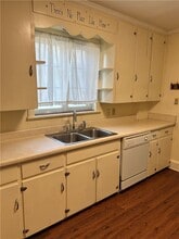 970 Scio St in Elmira, NY - Building Photo - Building Photo