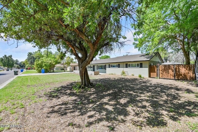 1226 W Rancho Dr in Phoenix, AZ - Building Photo - Building Photo