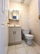 138-4 219th St in Queens, NY - Building Photo - Building Photo