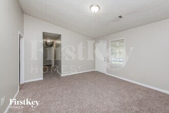 255 Remington Trail in Ellenwood, GA - Foto de edificio - Building Photo