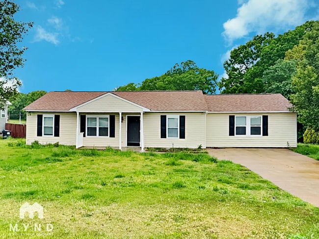 property at 150 Single Oak Dr