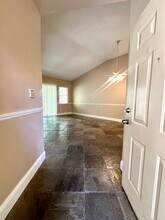 5155 W Tropicana Ave in Las Vegas, NV - Building Photo - Building Photo