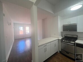WEST 22 STREET in New York, NY - Building Photo - Building Photo