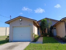 2909 Hambleton Ave in Orlando, FL - Building Photo