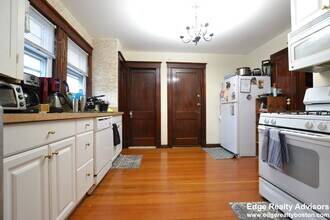 8 Niles St in Boston, MA - Building Photo - Building Photo