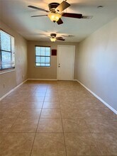 300 Avenue C in Richmond, TX - Building Photo - Building Photo