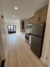 316 Forrest St in Jersey City, NJ - Building Photo - Building Photo