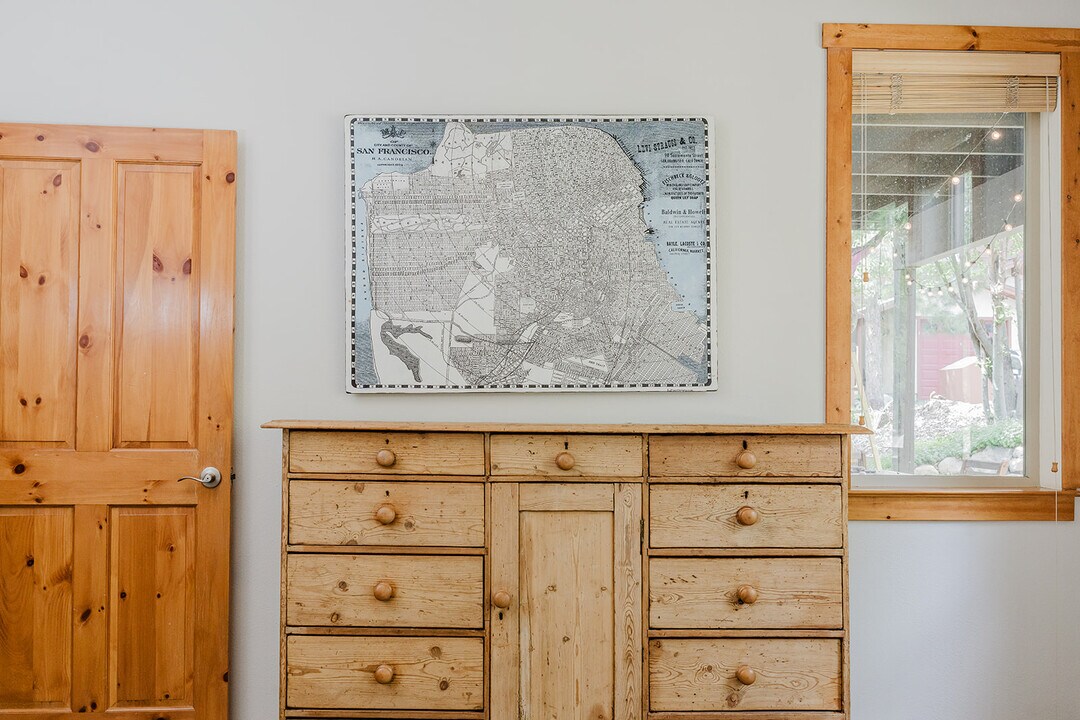10620 Boulders Rd in Truckee, CA - Building Photo