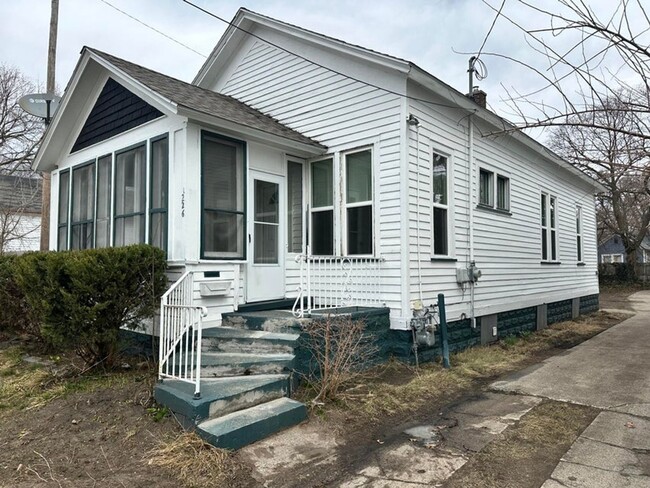 property at 1226 Sanford St