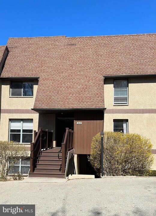 419 Shawmont Ave Photo