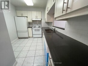 68 Corporate Dr in Toronto, ON - Building Photo - Building Photo