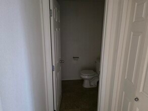 2026 Meadowridge Ave in Monmouth, OR - Building Photo - Building Photo