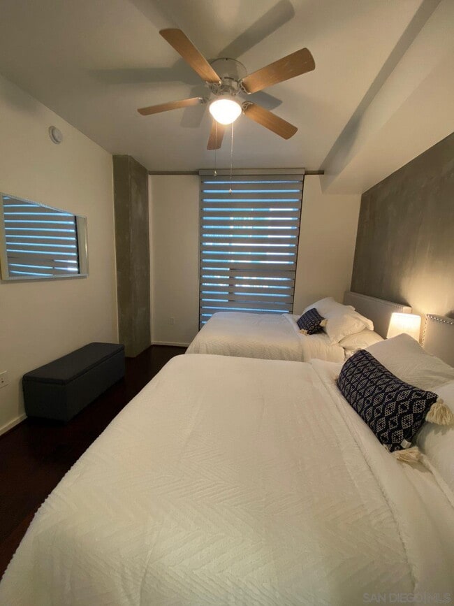 350 Eleventh Ave in San Diego, CA - Building Photo - Building Photo