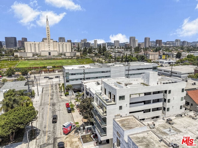 1822 Overland Ave in Los Angeles, CA - Building Photo - Building Photo