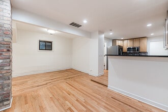 516 N Hermitage Ave, Unit 1 in Chicago, IL - Foto de edificio - Building Photo