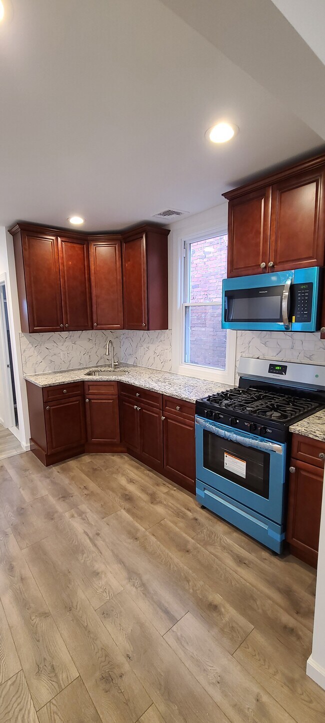 93 Jewell St Rentals in Garfield, NJ