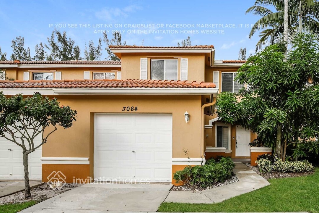 3064 Waddell Ave in West Palm Beach, FL - Building Photo