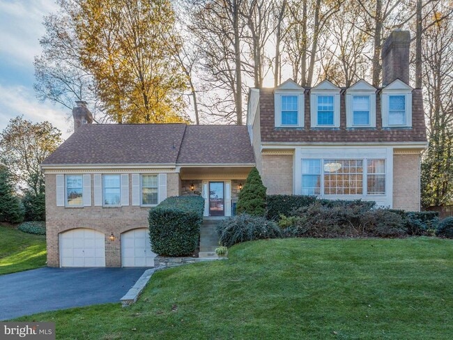 property at 7705 Huntmaster Ln