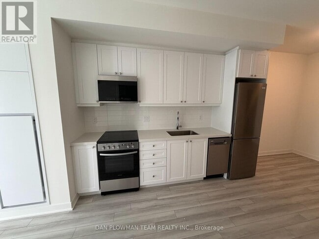 property at 51 Clarington Blvd