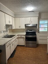 517 Griffin Ave in Savannah, GA - Building Photo - Building Photo