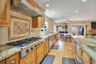 10575 Braverman Dr in Santee, CA - Building Photo - Building Photo