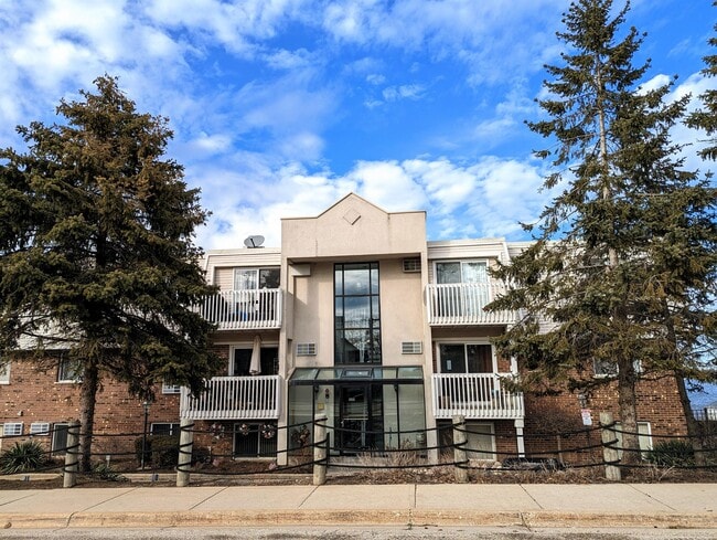 property at 159 E Mill St