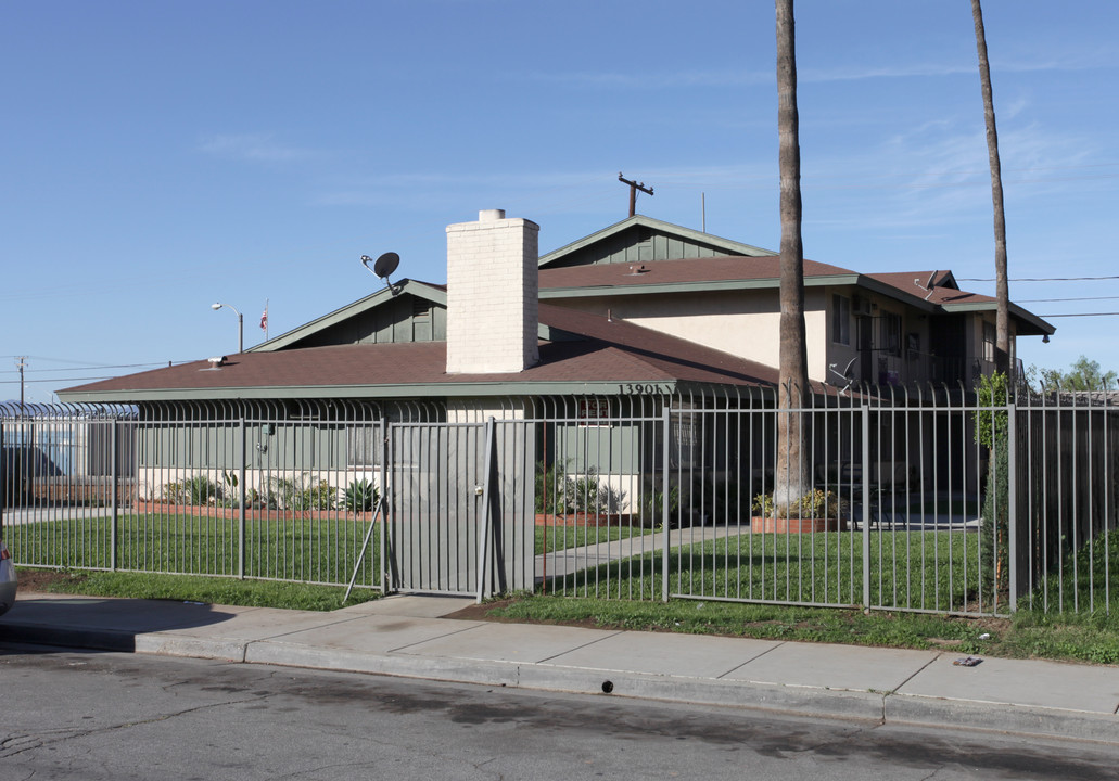 Moreno Palms in Moreno Valley, CA - Foto de edificio