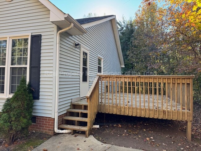 4005 Sassafras Ct in Greensboro, NC - Building Photo - Building Photo