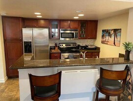 15353 Maturin Dr in San Diego, CA - Building Photo