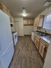 1312 Dowell Rd in Grants Pass, OR - Building Photo - Building Photo