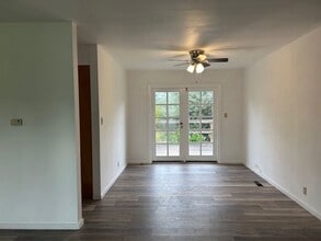 1502 Chapman Ln in Petaluma, CA - Building Photo - Building Photo