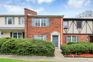 11111 Park Rd in Charlotte, NC - Building Photo