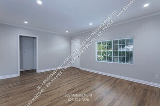 806 W Walnut Ave in Monrovia, CA - Building Photo - Building Photo