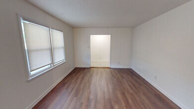 6107 Sabine Dr in Fayetteville, NC - Building Photo - Building Photo