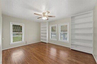 1808 Random Rd in Carrollton, TX - Building Photo - Building Photo