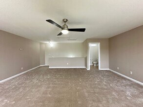 6020 Stern Cove Ct in North Las Vegas, NV - Building Photo - Building Photo