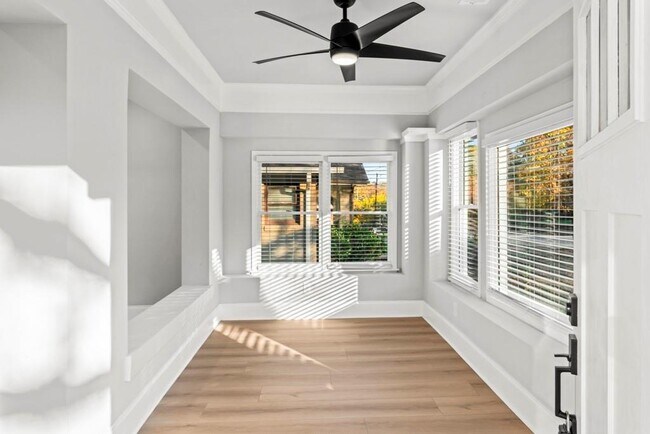 2128 Hosea L Williams Dr NE in Atlanta, GA - Building Photo - Building Photo