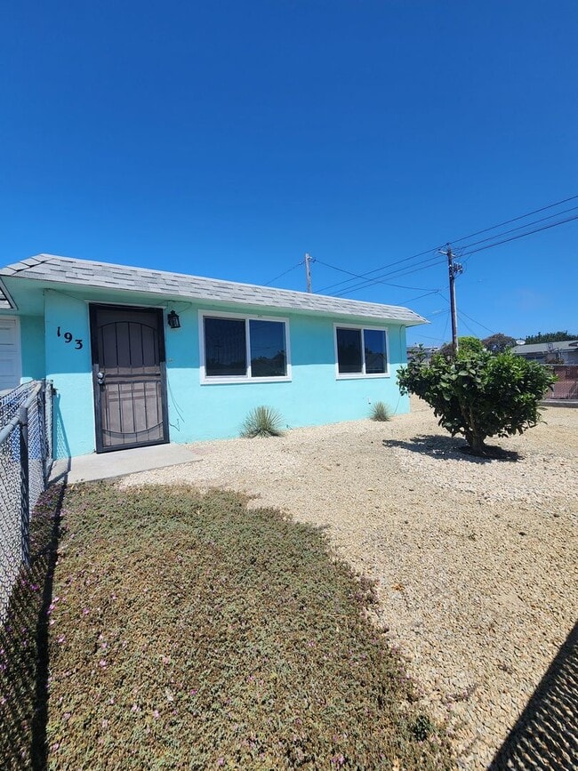property at 193 N 4th St