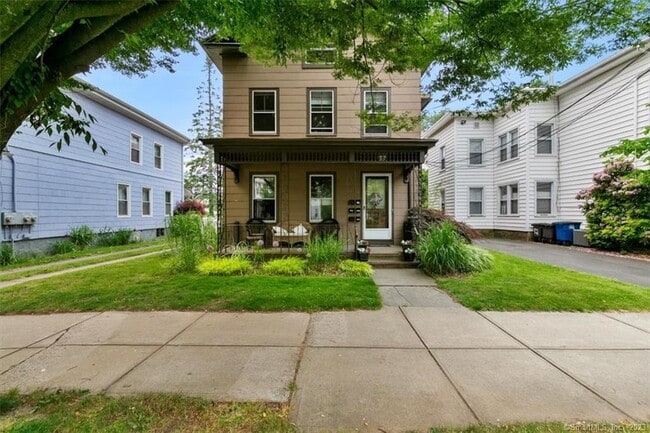 300 Humphrey St in New Haven, CT - Building Photo - Building Photo