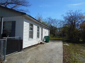 309 Wilton Dr in Greenville, TX - Building Photo - Building Photo