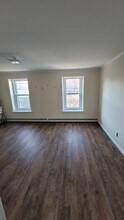 351 Hamilton Ave in Trenton, NJ - Building Photo - Building Photo