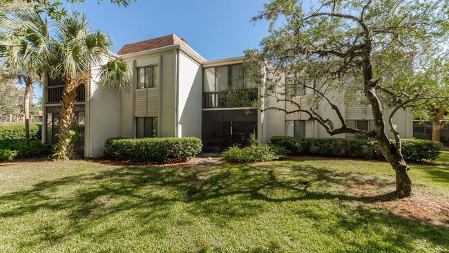 3240 S Semoran Blvd in Orlando, FL - Building Photo - Building Photo