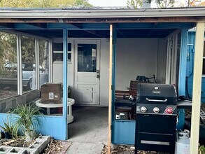 5016 18th Ave S in Gulfport, FL - Foto de edificio - Building Photo