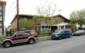 8323 Willis Ave in Panorama City, CA - Building Photo - Building Photo